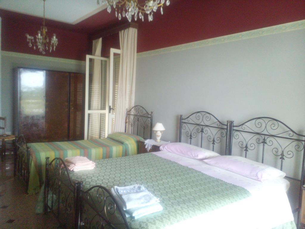Villa Dei Principi Torrenova  Luaran gambar